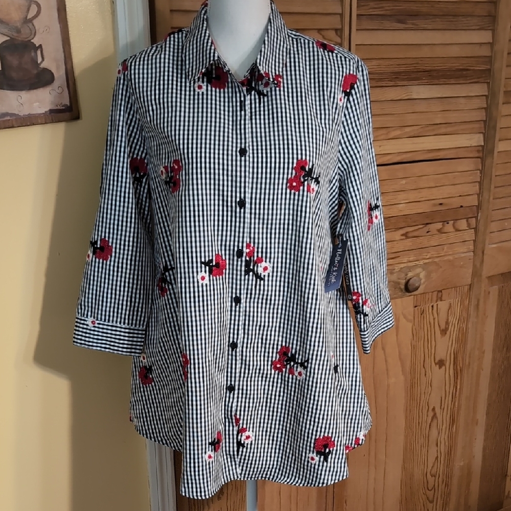 Maternity Black and White Gingham Floral Button-Up Shirt Size L - Adorable! NWT